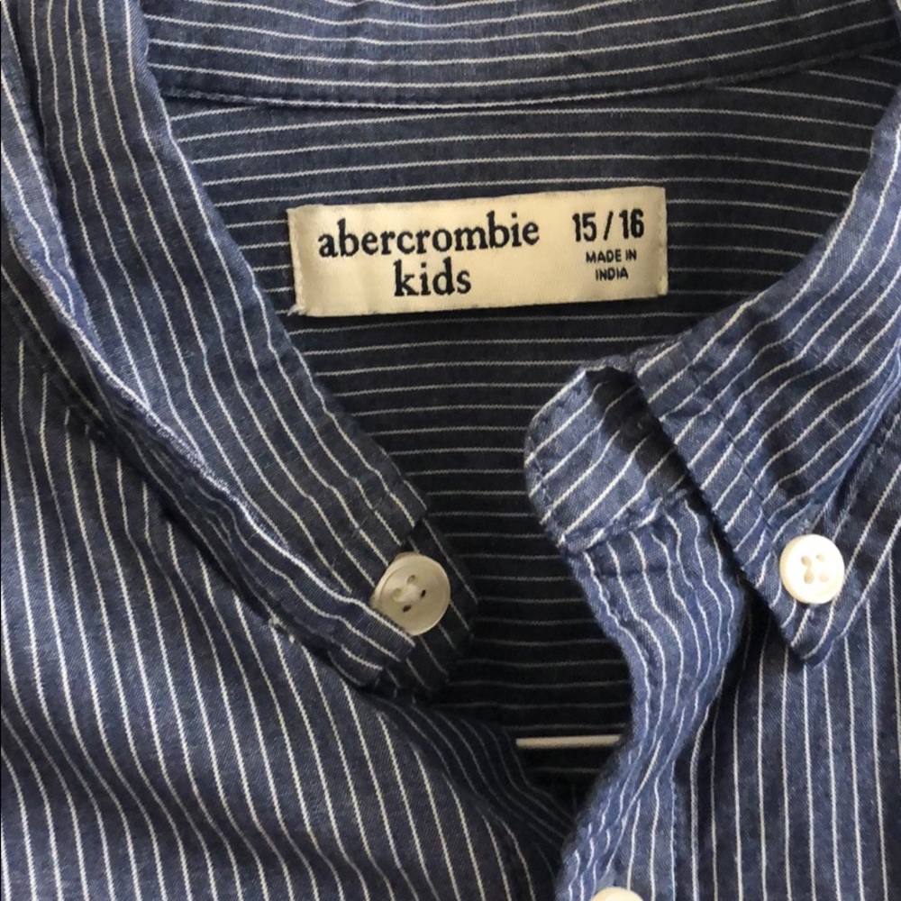 Abercrombie kids button up long sleeve shirt